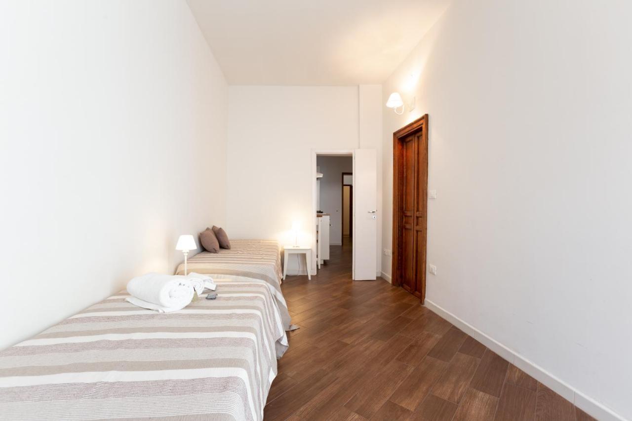 Quattro Canti Charming Flat Palermo Bagian luar foto