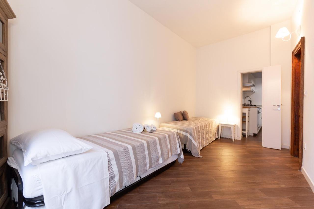 Quattro Canti Charming Flat Palermo Bagian luar foto