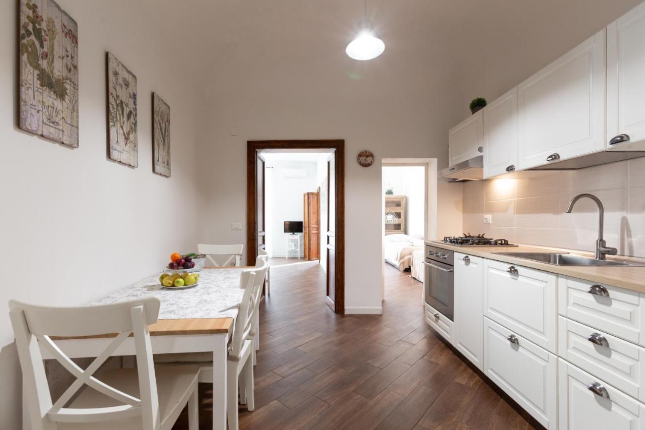 Quattro Canti Charming Flat Palermo Bagian luar foto