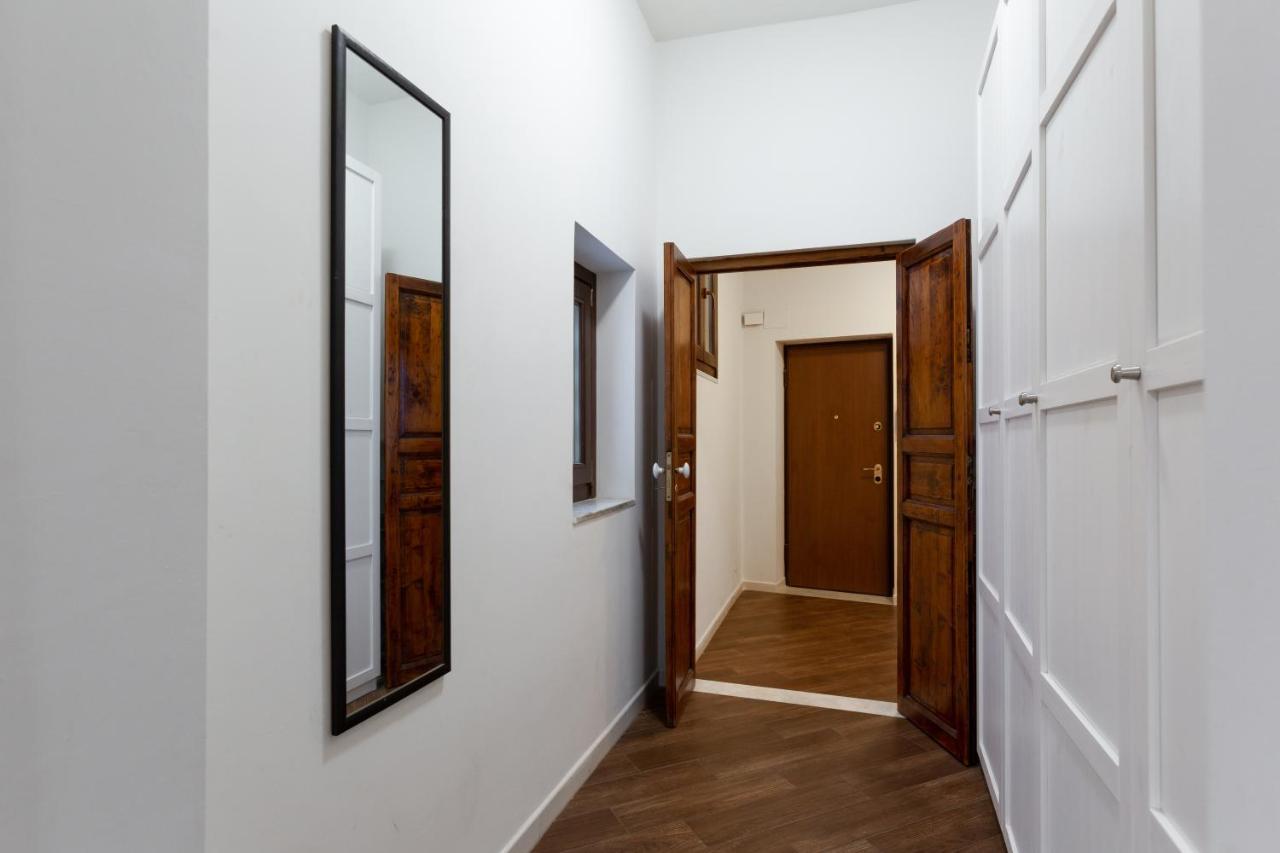 Quattro Canti Charming Flat Palermo Bagian luar foto